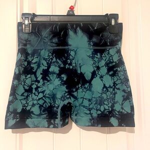 Booty scrunch gym shorts